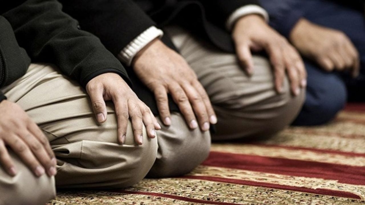 Hangi vakitlerde kaza ve nafile namaz kılınmaz?