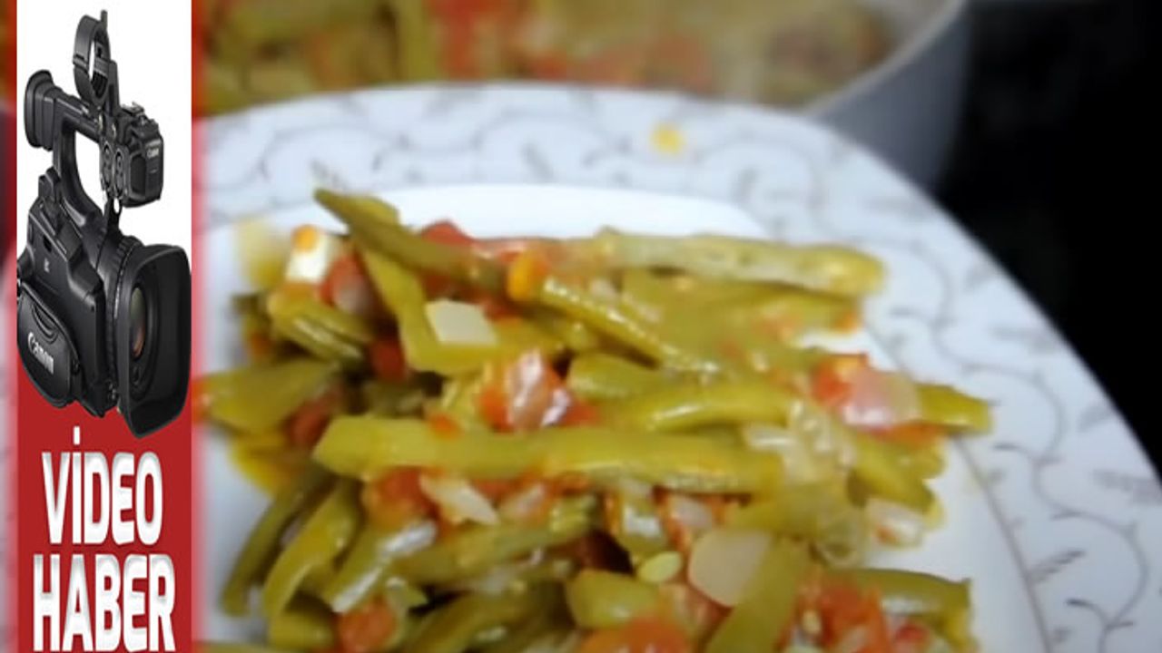 Pilavın yanına pişirebileceğiniz enfes yemek: Zeytinyağlı Taze Fasulye