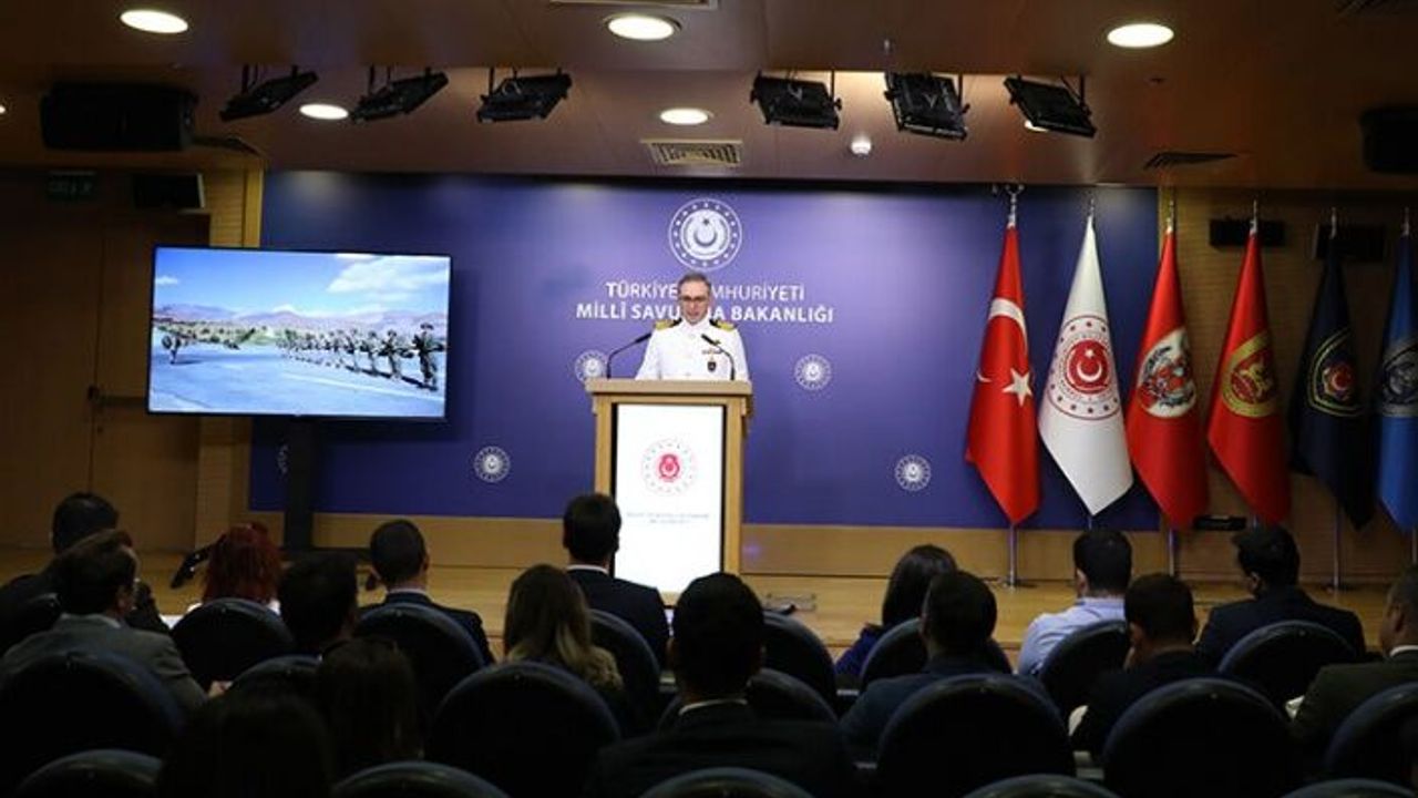 TSK, orman yangınları söndürme çalışmalarına aralıksız destek verdi