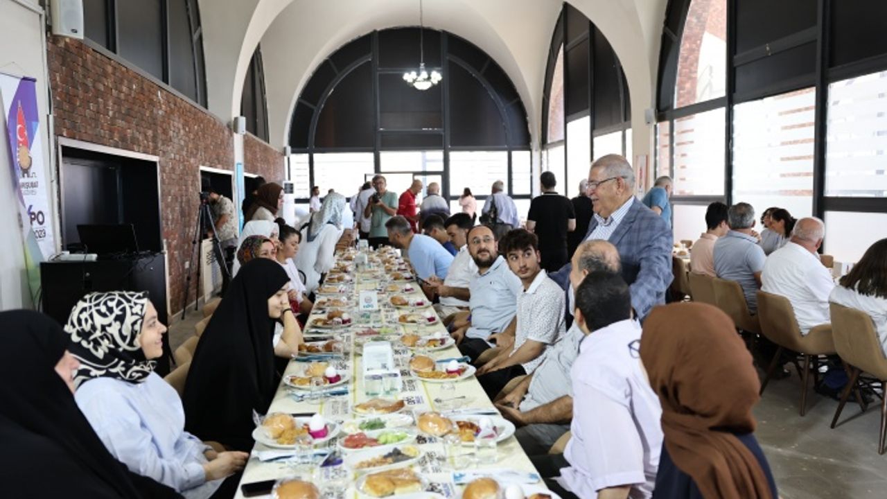 Mahçiçek, YKS’de dereceye giren öğrencilerle buluştu