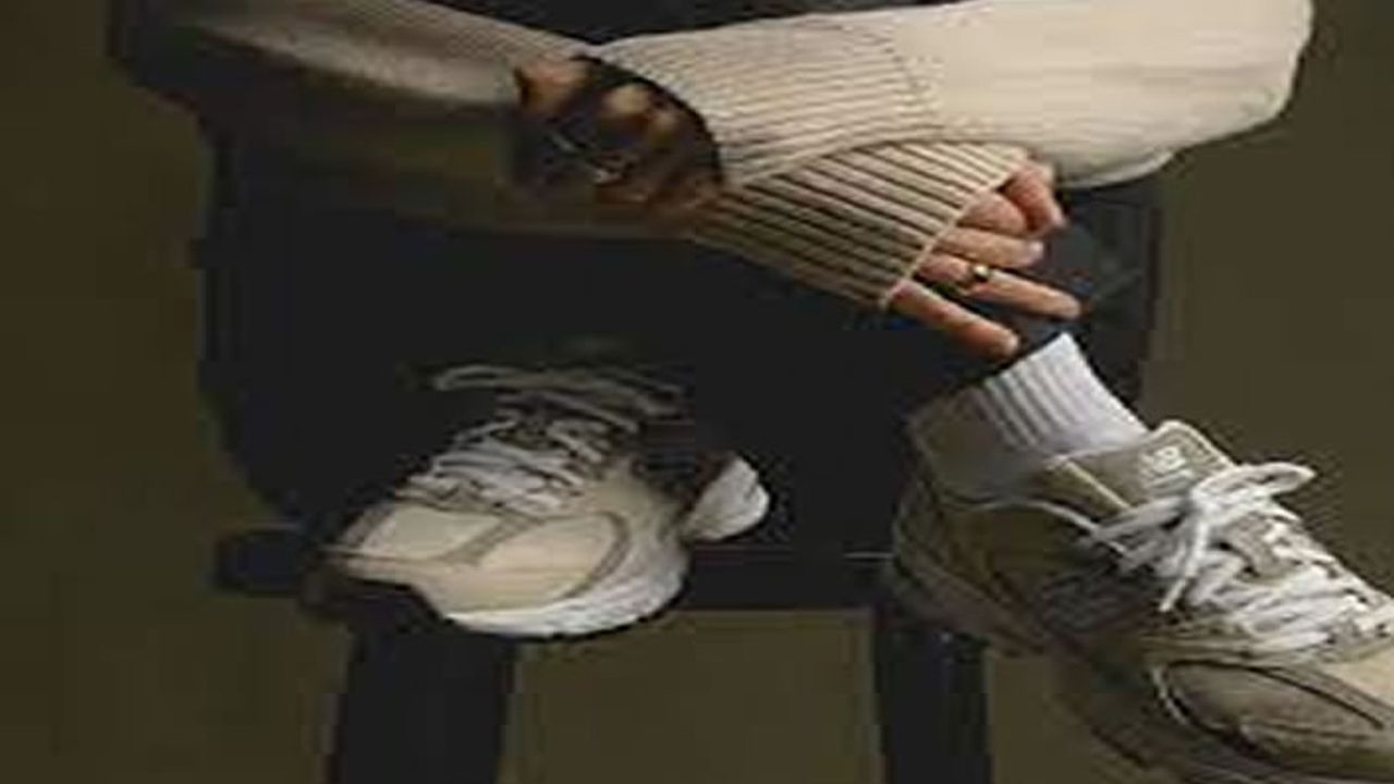 En sevilen New Balance kadın spor ayakkabı modelleri neler?