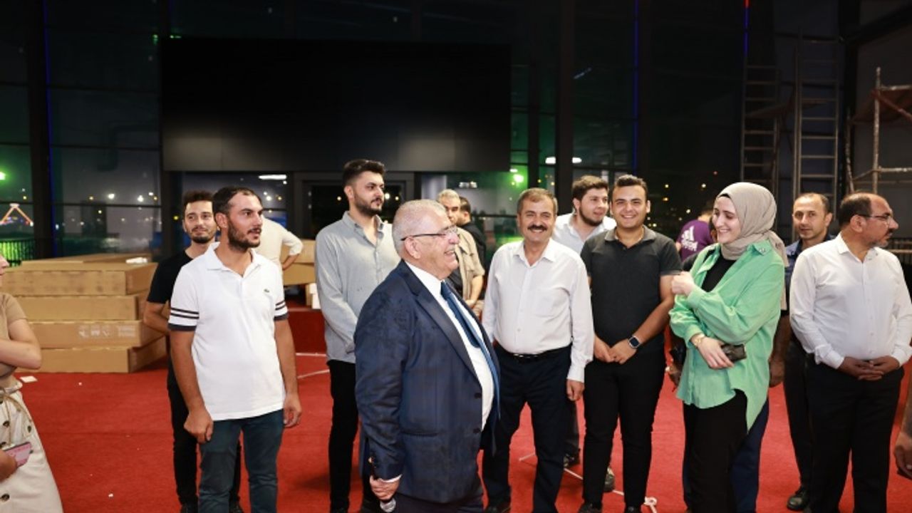 Mahçiçek; Fitne durmaz o yüzden her gün daha çok çalışacağız