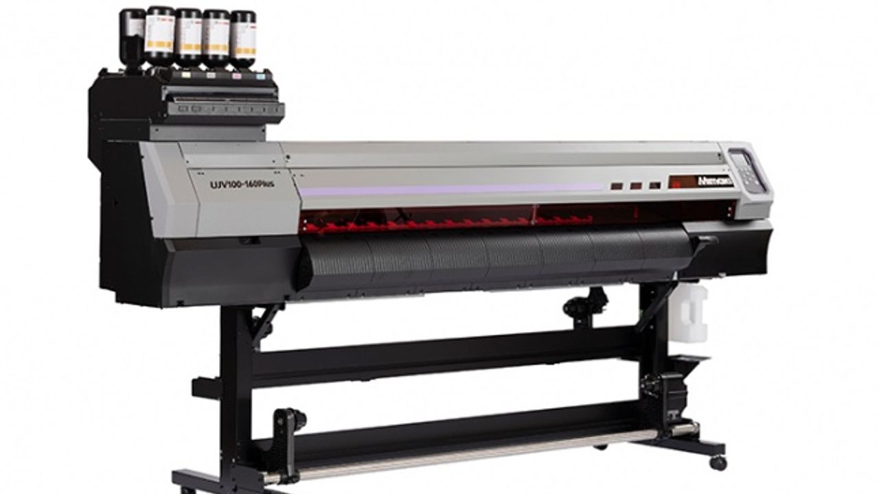 Mimaki pazarı iki yeni UV çözümle buluşturuyor: UJV100-160Plus ve UCJV330-160