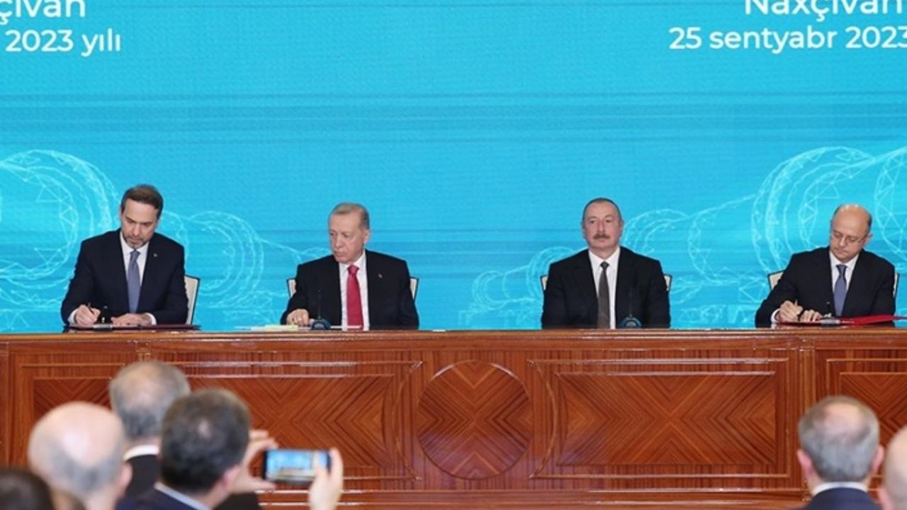 Türkiye ile Azerbaycan arasında 3 anlaşma imzalandı