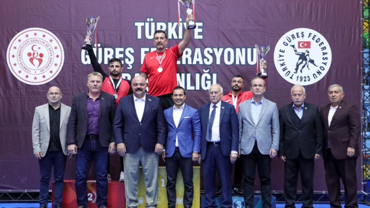 Serbest Güreş 1. Lig'de şampiyon Kahramanmaraş Güreş İhtisas oldu