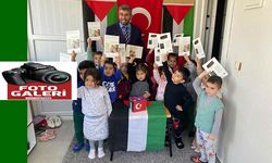 Afetzede minik Kur'an öğrencilerinden Filistin'e destek
