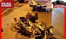 Servis Aracı ile Motosiklet Çarpıştı: 1 Ağır Yaralı
