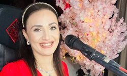 Çayır Biçiyom Çayır Piyanist Tuğçe