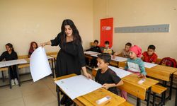 Akademisyenler Kırsalda Geleceğin Ressamlarını Keşfediyor