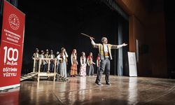 Kahramanmaraş Sahneye Taştı: Gençler Tiyatroyla Büyülüyor!