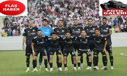 İstiklal Spor – Ayvalıkgücü maçının fotoğrafları