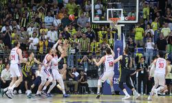 Fenerbahçe Beko, yarı final serisinde 2-0 öne geçti