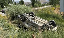Otomobil ile hafif ticari aracın çarpıştığı kazada 5 kişi yaralandı