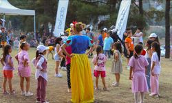 DeFacto, Hatay'da bayram şenliği düzenledi
