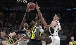 Fenerbahçe Şampiyonluk, Beşiktaş İse Uzatma Peşinde
