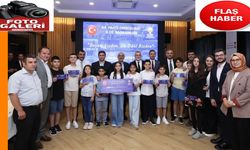 Tam Puanla Zirveye Çıkan Öğrencileri Ödüllendirdi