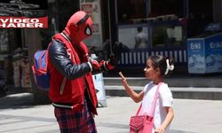 Türkiye'yi gezen "Örümcek Adam" Siirt'te