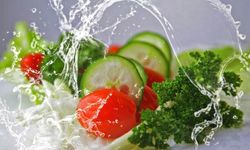 Sebzeleri suda bekletmek pestisitleri temizler mi?