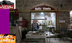 Depremzede zanaatkar tarihi külliyede mesleğini sürdürüyor