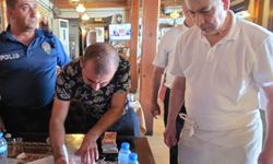 İşçilerin bulduğu içinde para bulunan çanta sahibine teslim edildi