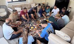 Enkazda Kendilerine Yardım Eli Uzatan Madenciye Misafir Oldu