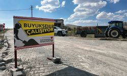 Elbistan Beyyurdu’ndaYollar Büyükşehirle Yenileniyor