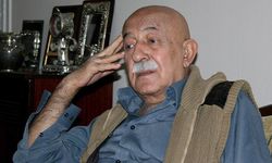 Modern Hayatın Karşısında Olan Usta Edebiyatçı: Erdem Bayazıt