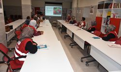 Türk Kızılay, depremzede çiftçilere çilek bahçesi kuracak
