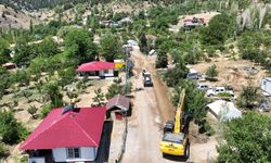 Büyükşehir Göksun Yeniyapan Yolunu Genişletiyor