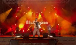 Ağustos Fuarı'nda "İkilem" müzik grubu sahne aldı