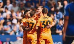 Hull City Son Dakikada Güldü