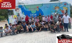Mobil Çocuk Kütüphanesi ile Yaz Tatili Renklendi