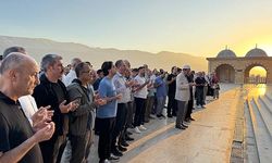 Sabah namazında dualar Filistin ve Küresel Sumud Filosu için yükseldi