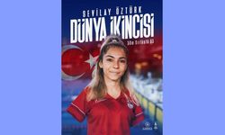 Sevilay Öztürk,  Para Yüzmede Dünya İkincisi