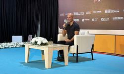 Sevilen Yazar Kahraman Tazeoğlu, KAFUM’da Okurlarıyla Bir Araya Geldi