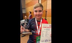 Kahramanmaraşlı öğrenci İtalya'dan şampiyonlukla döndü