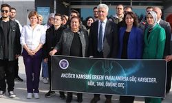 Akademisyen ve öğrenciler, akciğer kanserinde erken tanıya dikkati çekti