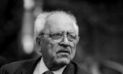 Doğu'nun derin, şiirin güçlü, umudun bitimsiz sesi: Sezai Karakoç