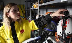 Yaşadığı acıları, insani yardım ve arama kurtarma çalışmalarıyla hafifletiyor