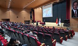 "Dünya Türk Dili Ailesi Günü" konferansı düzenlendi