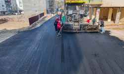 Büyükşehir, Pazarcık Atatürk Caddesi’ni Asfaltlıyor
