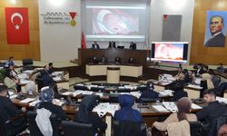 Gençlik Meclisi’nde Yılın Son Olağan Meclis Toplantısı Gerçekleştirildi