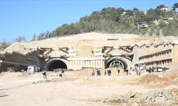 İskenderun-Topboğazı Otoyolu'nda çalışmalar sürüyor