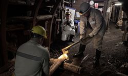 Madencilerin "kara elmas" mesaisi, fotoğraf karelerinde ölümsüzleşiyor