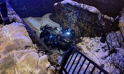 Köprüden Düşen Otomobildeki 5 Kişi Yaralandı