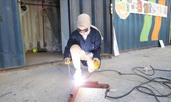 Depremzede girişimcinin yüzü yeni atölyeyle güldü