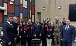 Valiler Yılbaşı Gecesi Görev Yapan Personeli Ziyaret Etti