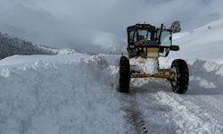 Kırsalda Kar Seferberliği; Büyükşehir Ekipleri 7/24 Sahada