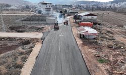 Büyükşehir, Pazarcık’ta Bir Mahallenin Daha Ulaşım Ağını Güçlendiriyor