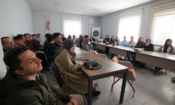 Bilinçli Gençlik İçin Örnek Buluşma; Pusula Maraş’tan Farkındalık Semineri